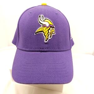 Minnesota Vikings Hat Cap‎ Youth Boys Purple NFL Football Fitted Back